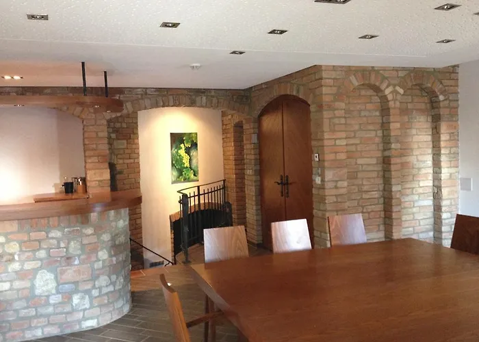 Semesterbostad Luxusni Vinarska